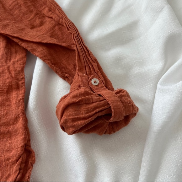 Abercrombie and fitch button down top - Picture 4 of 6